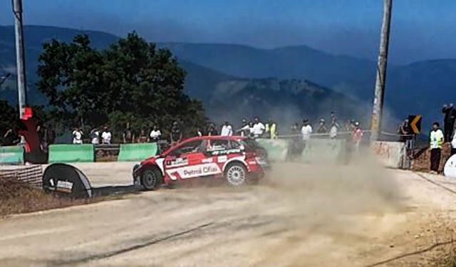 50. Yeşil Bursa Rallisi'nde zirve Kerem Kazaz'ın oldu