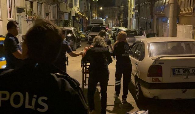 Oğlu tarafından bıçaklanan kadın öldü