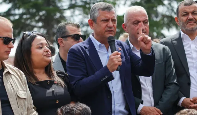 Özgür Özel’den dikkat çeken çıkış! “Cumhuriyet ve CHP hedefte”