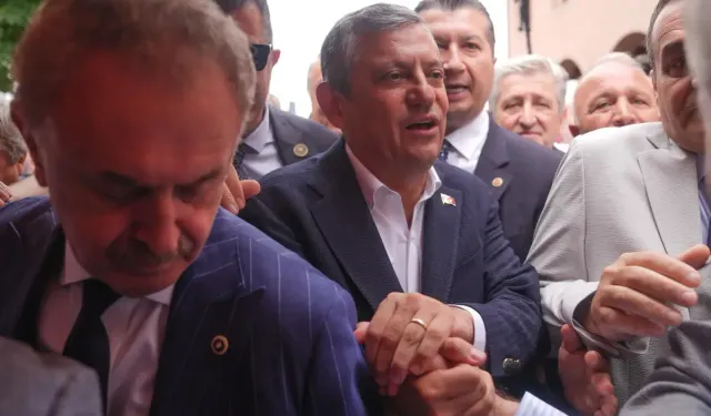 Özgür Özel'e yeni görev: Yeni Parti'nin Kurucu Genel Başkanı oldu! İşte PM ve YDK listeleri
