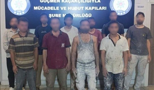 Bursa'da kaçak yabancı uyrukluların çalıştırıldığı iş yerine operasyon!