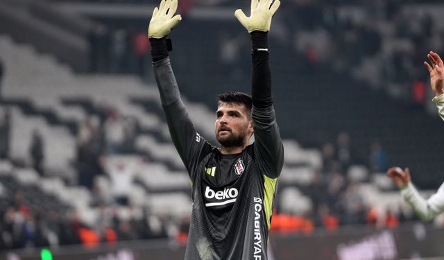 Beşiktaş'ta Ersin Destanoğlu ile yollar ayrıldı