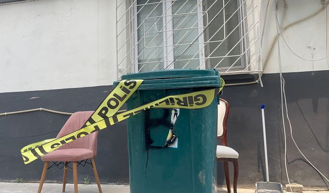 Kan donduran olay: Tartıştığı eşinin başına çekiçle vurup boğazından bıçakladı