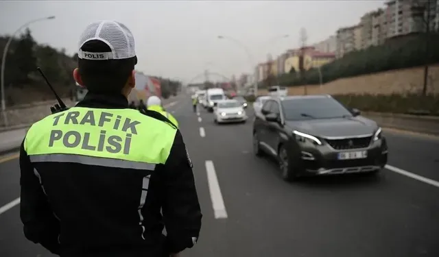 Ankara'da yollar ne zaman açılacak? Ankara'da kapalı yollarla ilgili Valilik'ten açıklama