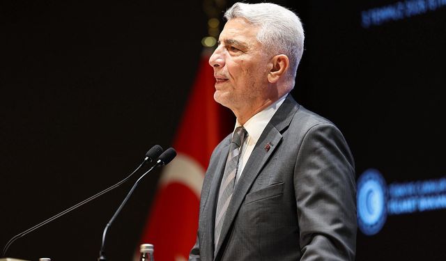 Bakan Bolat: Mal ve hizmet ihracatı toplamı 400 milyar doları aşmış durumda