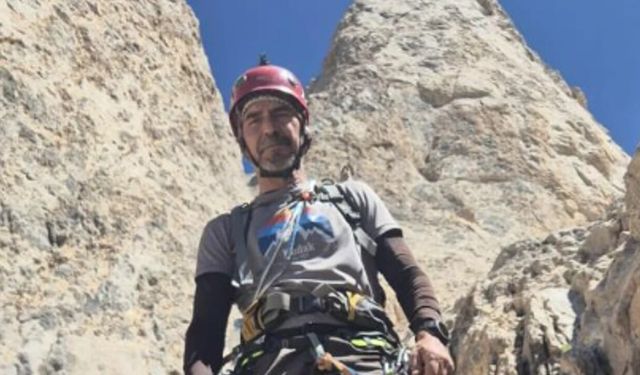 Çalışmalarda üçüncü gün geride kaldı... Bursalı dağcı Hakkari'de aranıyor!