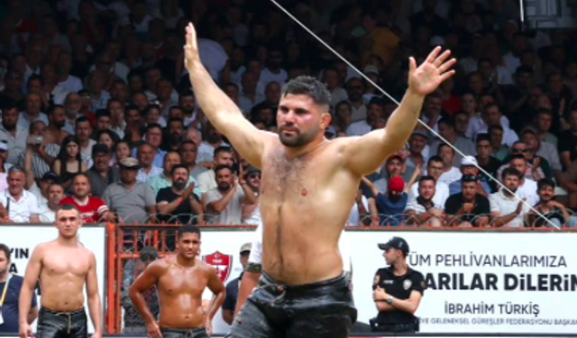 Kırkpınar'da başpehlivan Erkan Taş oldu