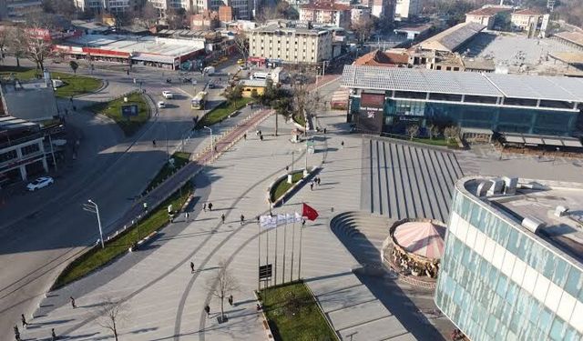 Bursa Büyükşehir Meclisi'nden kritik onay... Santral Garaj çevresinde dönüşümün önü açıldı!