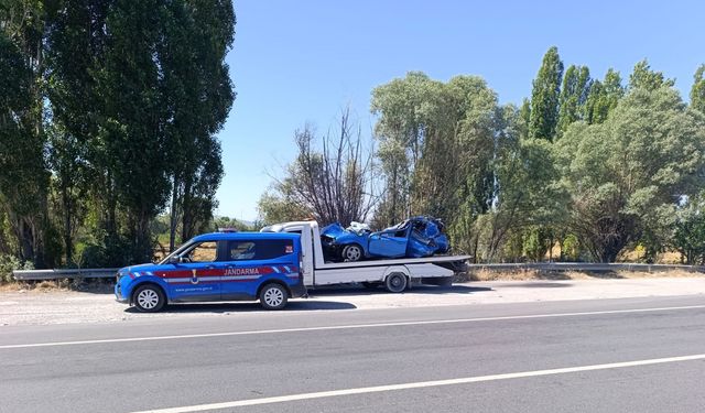 Afyon'da feci kaza: Bir aile yok oldu!