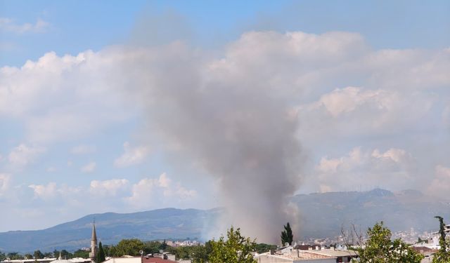 Bursa'da korkutan yangın! Dumanlar şehrin birçok noktasından görüldü