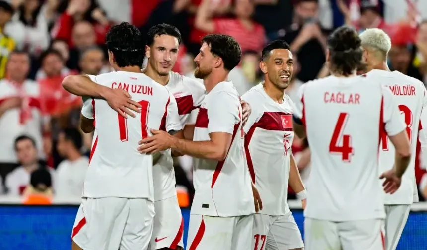 TÜRKİYE GRUPTAN NASIL ÇIKAR, NASIL TUR ATLAR? Türkiye Paraguay ve ABD'yi yenerse, berabere kalırsa ve yenilirse ne olur?