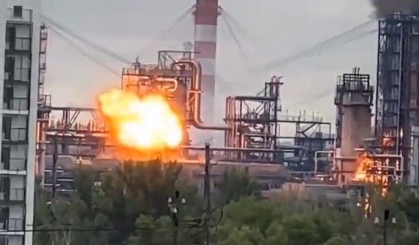 Ukrayna'dan Rusya'ya büyük drone saldırısı