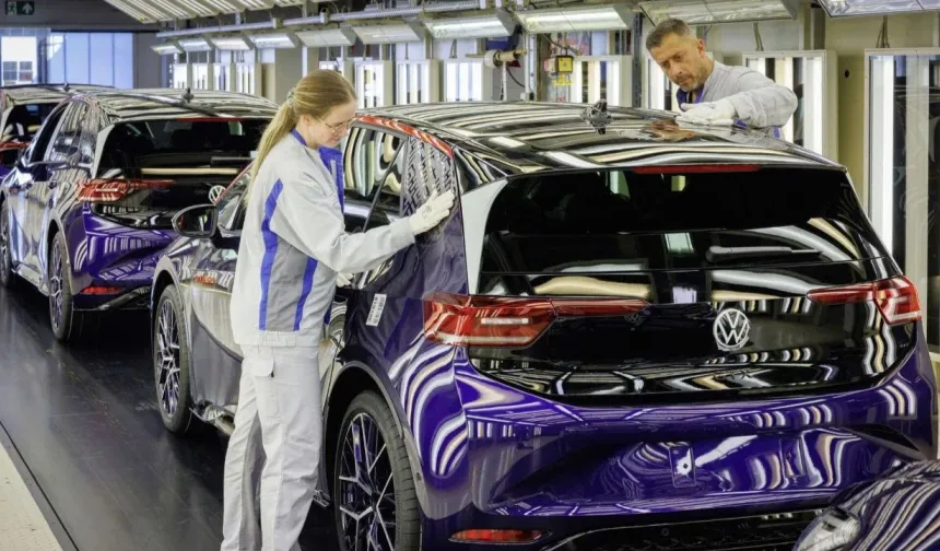 Volkswagen tarihindeki en büyük işçi kıyımına hazırlanıyor