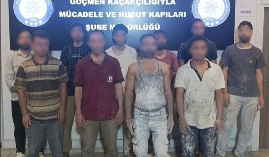 Bursa'da kaçak yabancı uyrukluların çalıştırıldığı iş yerine operasyon!