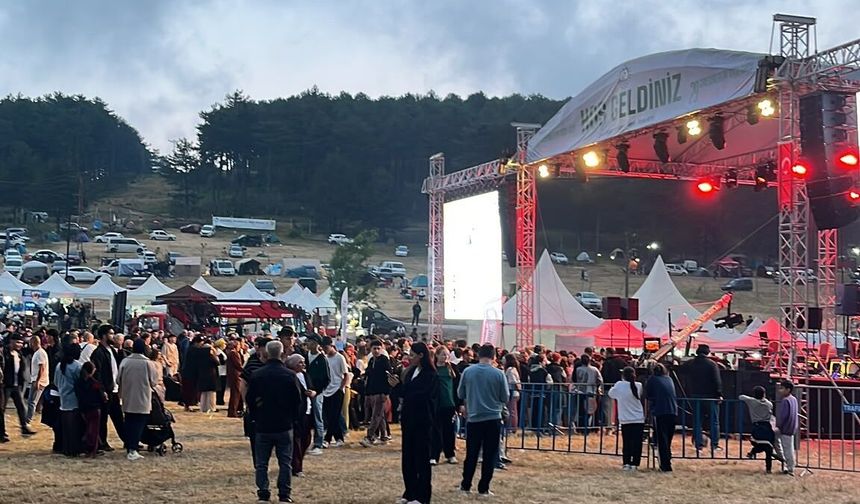 29. Giresunlular Otçu Göçü Yayla Festivali, Giresunlular'ı Büyükorhan'da buluşturdu