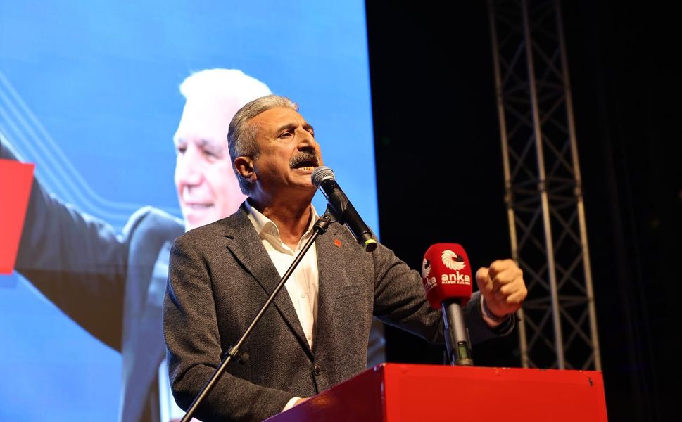 Başkan Yeşiltaş'tan ihraç talebi sonrası ilk mesaj: "Örgüt burada, irade burada"