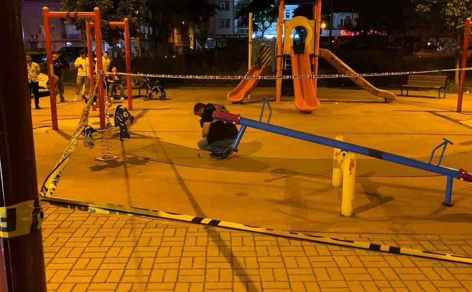 Bursa'da çocuk parkında pompalı tüfekli saldırı: 10 yaralı
