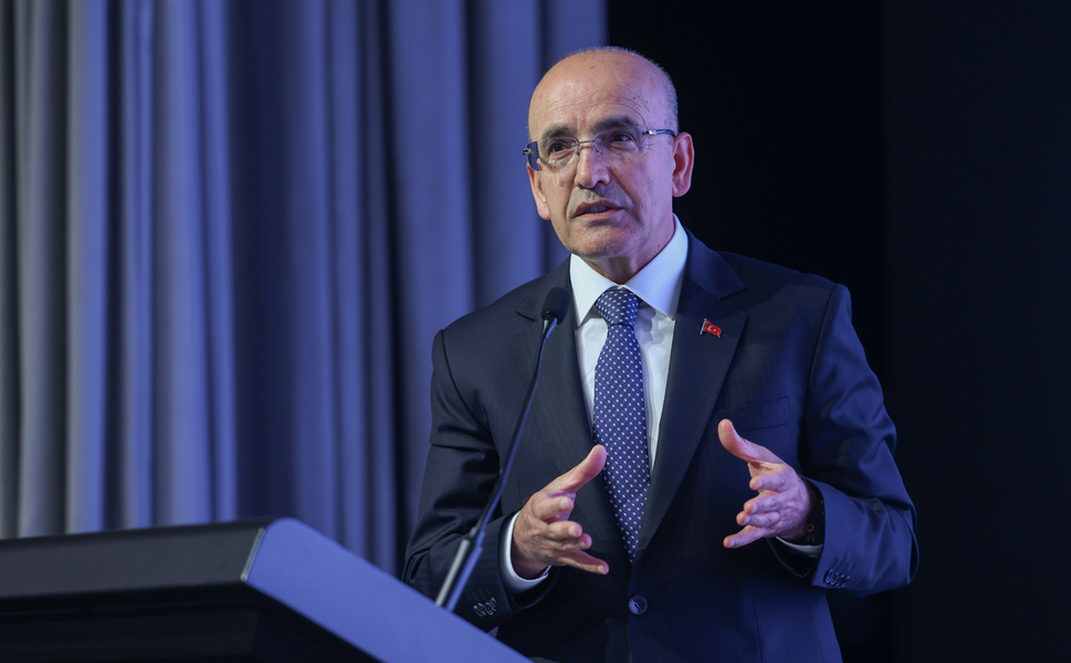 Bakan Şimşek: Türkiye'ye gelin ve yatırım yapın