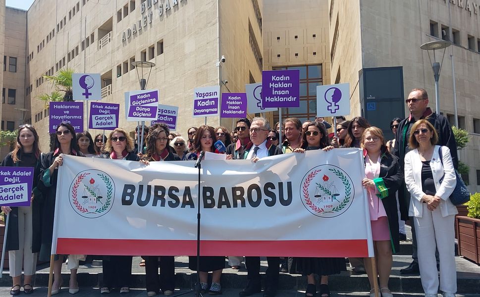 Bursa Barosu: "Nafaka hakkı gasp edilemez"