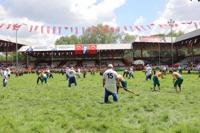 Kırkpınar başpehlivanına büyük ödül