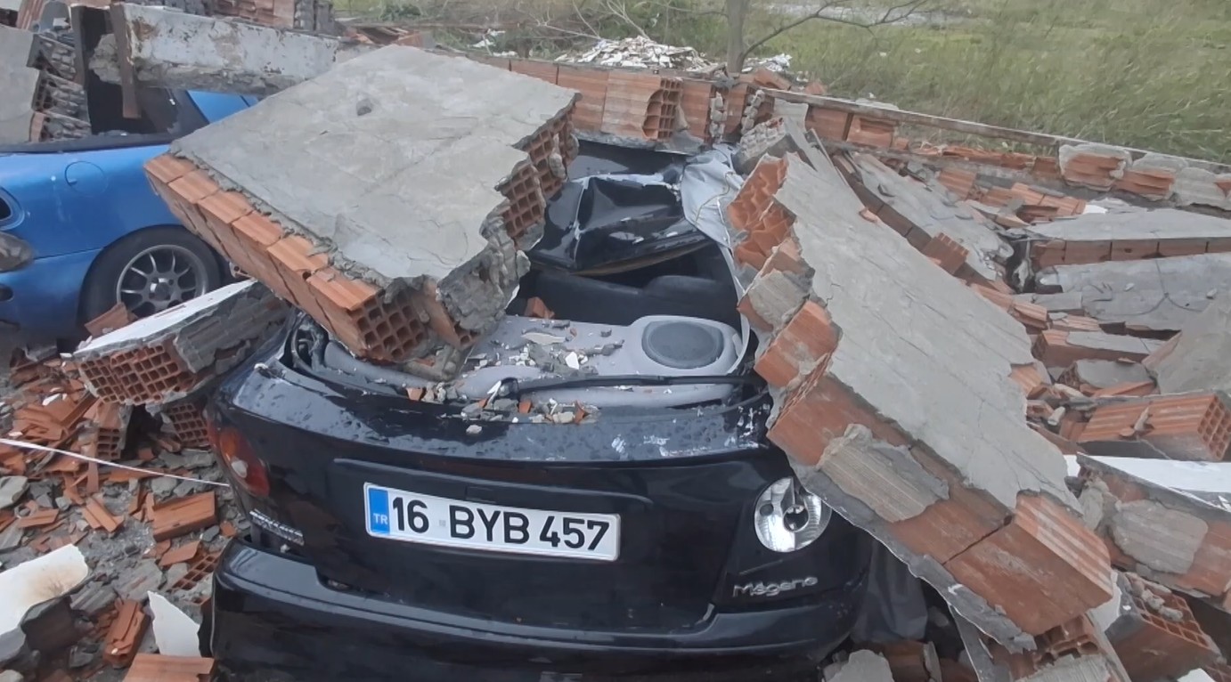 B U R S A’ D A F I R T I N A N I N N E D E N O L D U G U H A S A R 1109198 329268