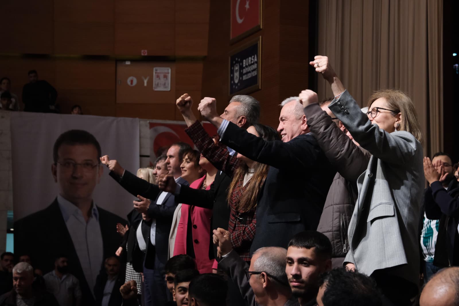 C1250Fec 3153 4992 8145 C85Efd6Dd76E