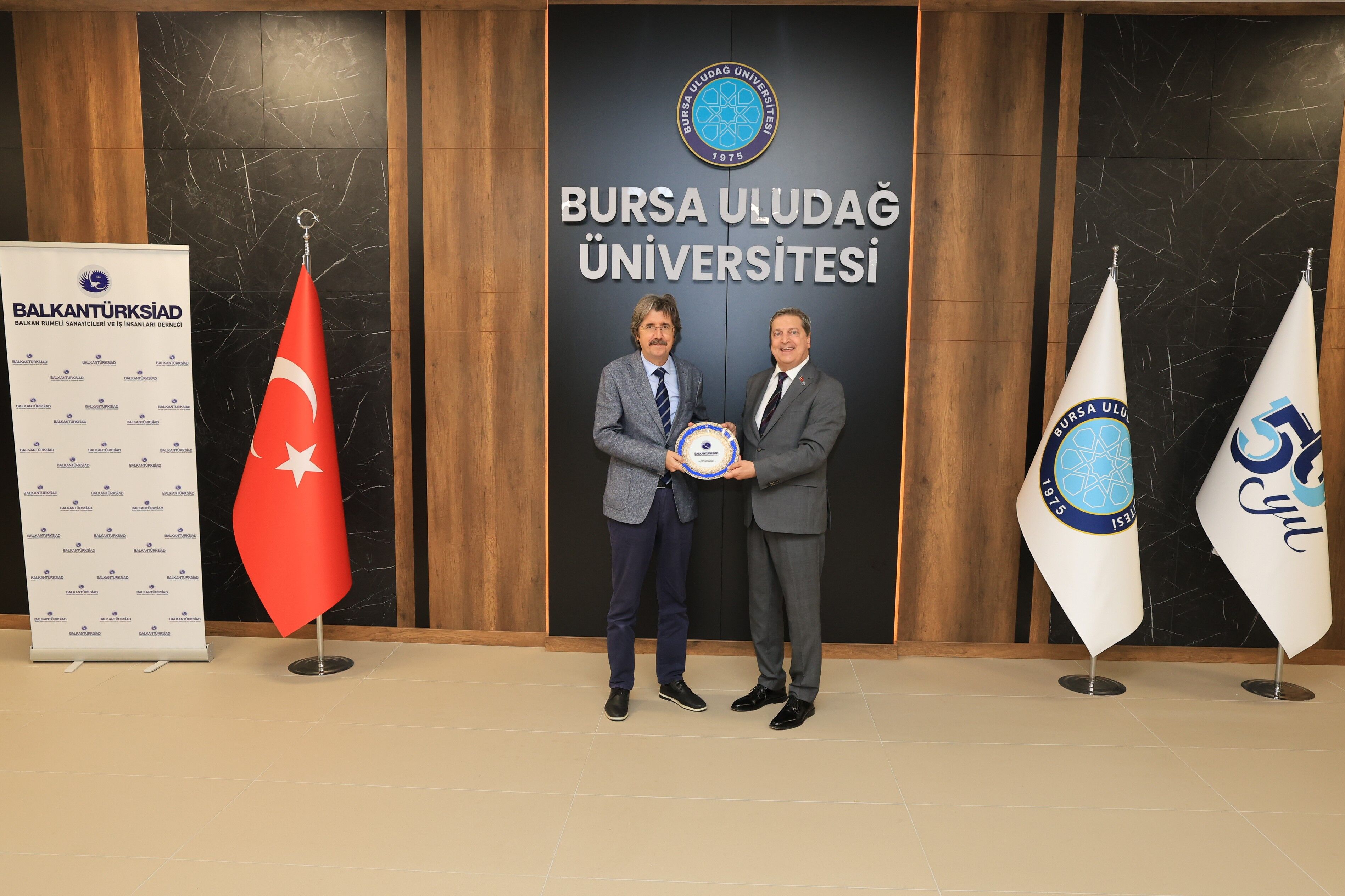 B U U 9636