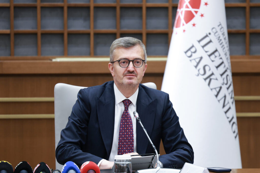 Ilertişim Başkanı,