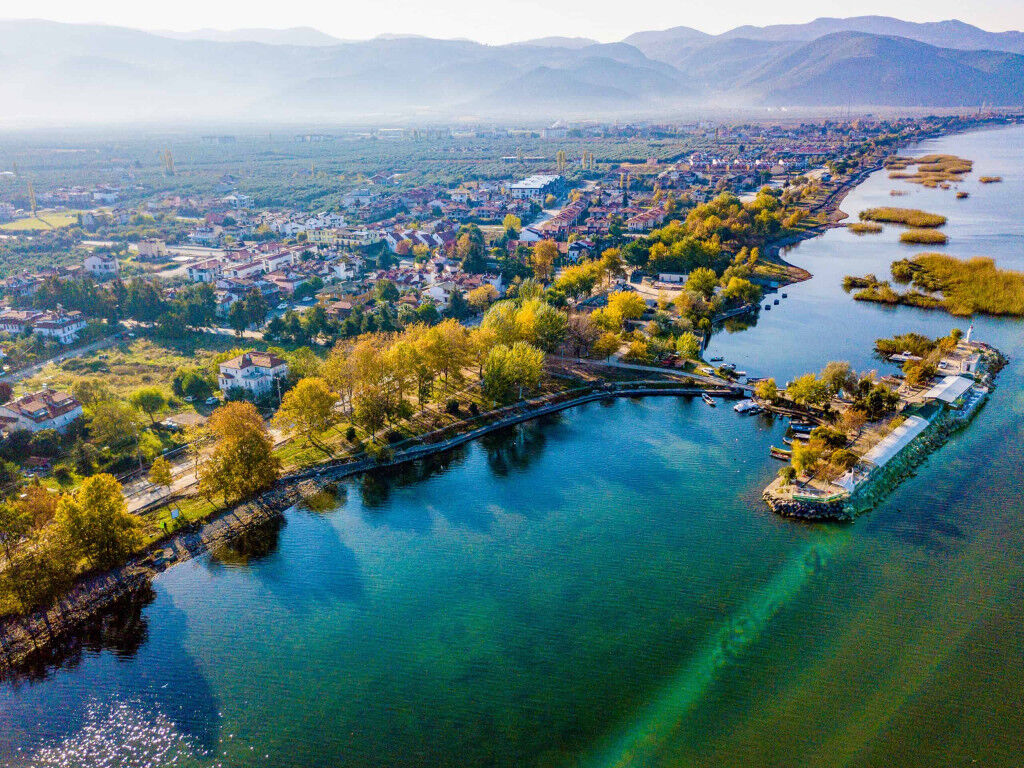 Iznik-4