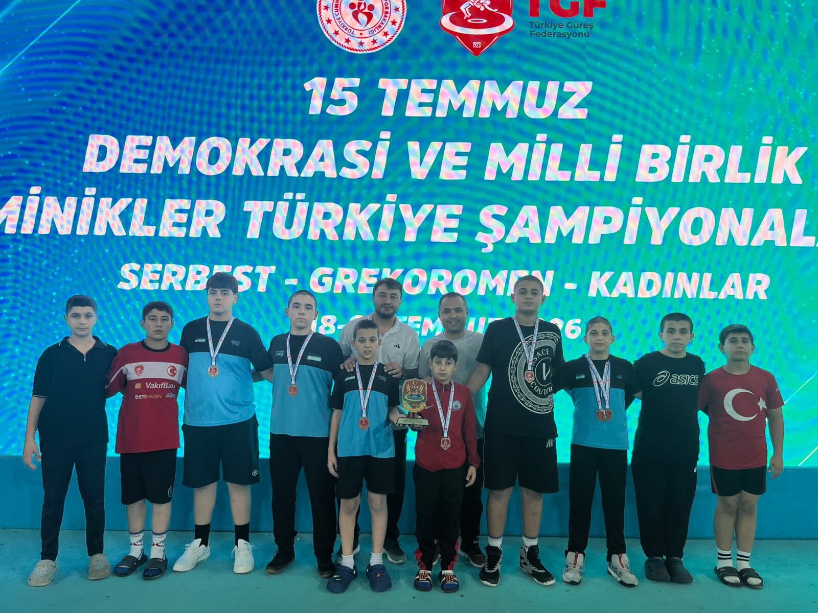 Yb 2 (1)-10